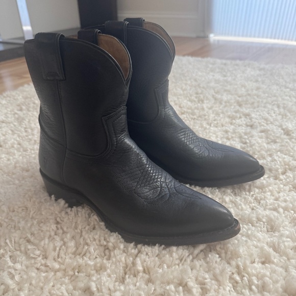 Black Frye Billy Short Boots - Picture 1 of 5